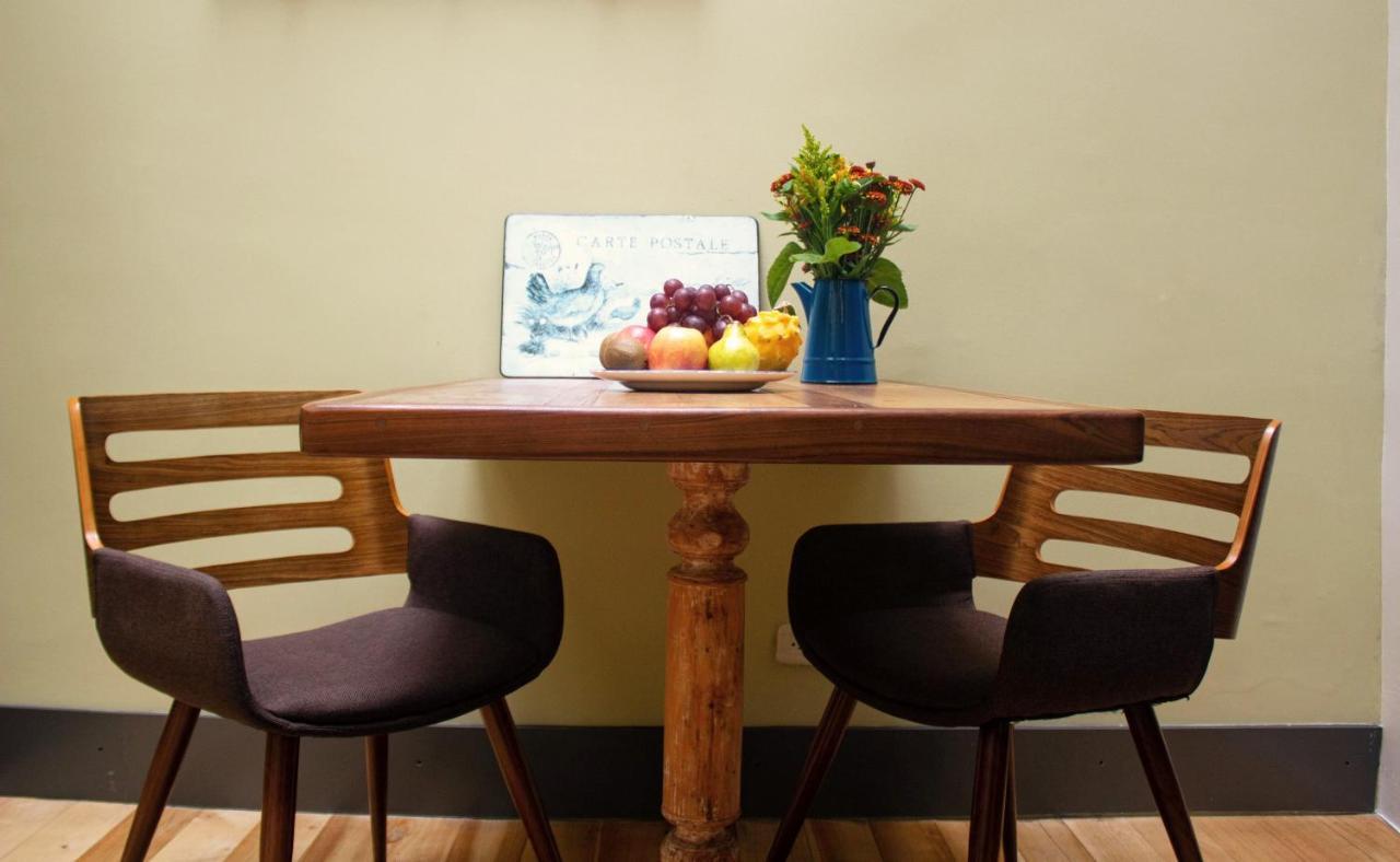 Old Town Quito Suites, Heritage Boutique Hotel, Where Every Detail Tells A Story Exteriör bild