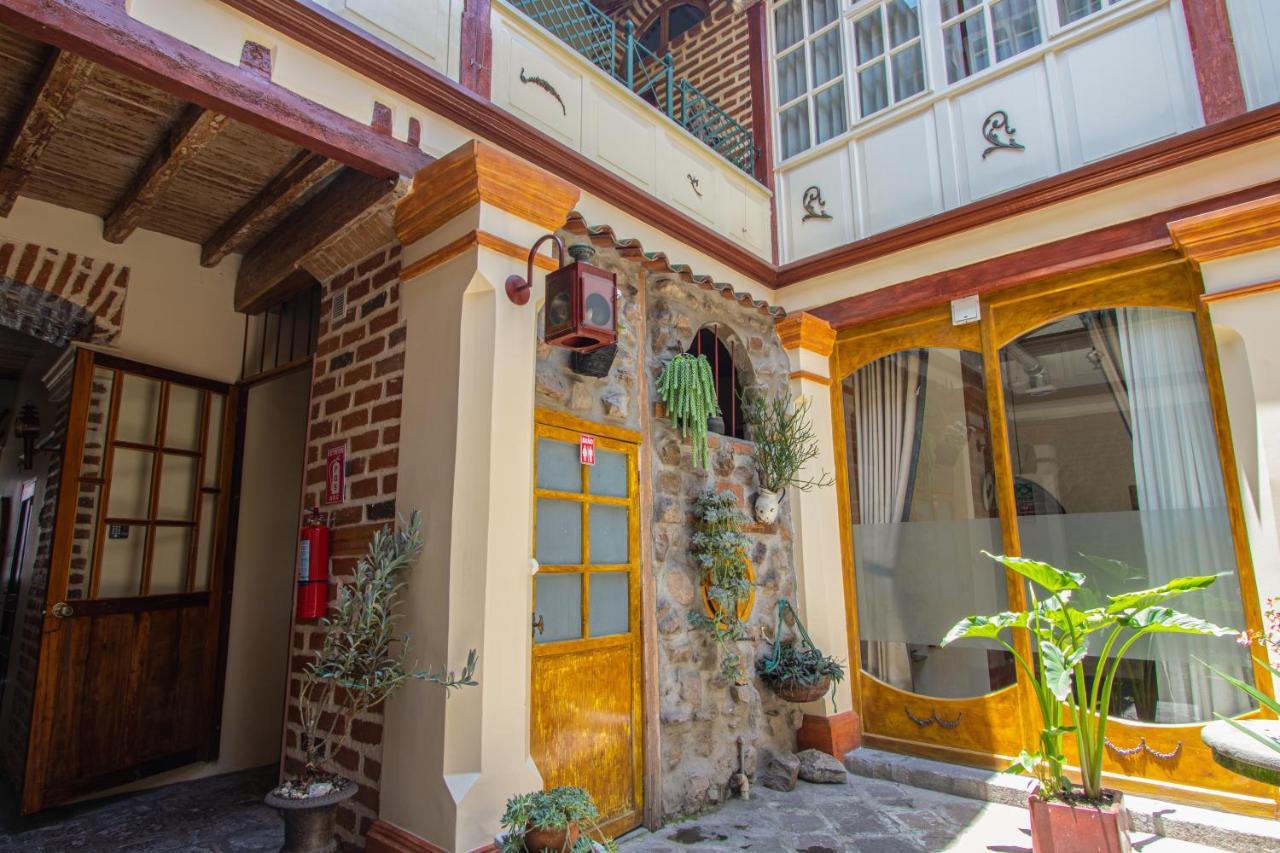 Old Town Quito Suites, Heritage Boutique Hotel, Where Every Detail Tells A Story Exteriör bild