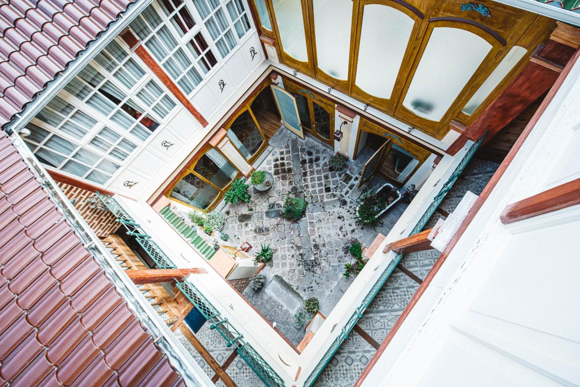 Old Town Quito Suites, Heritage Boutique Hotel, Where Every Detail Tells A Story Exteriör bild