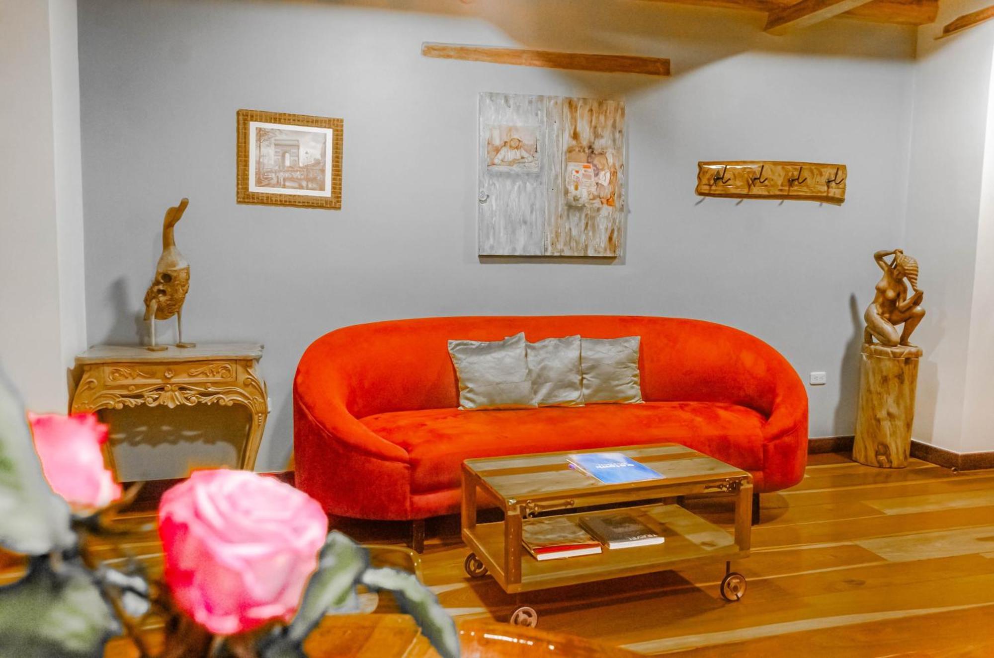 Old Town Quito Suites, Heritage Boutique Hotel, Where Every Detail Tells A Story Exteriör bild